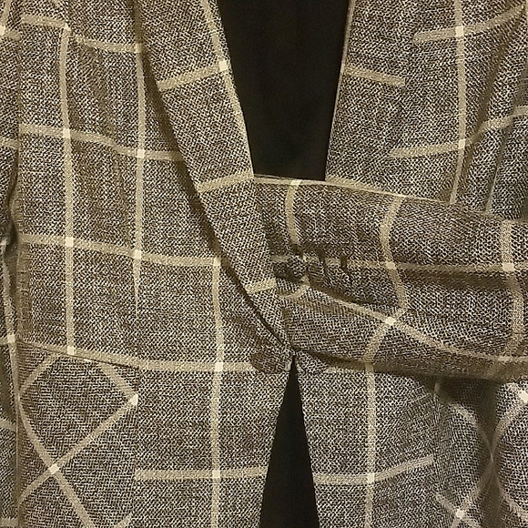 Jacket - Picture 5 of 5